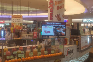 Digitale-Signage-Kaffe-Espresso-Cappuccin-Turkischer-Mocca-Gastronomie-Menue-Digitale-Karte-Menueboard-Displayloesungen-DNZ-Networks