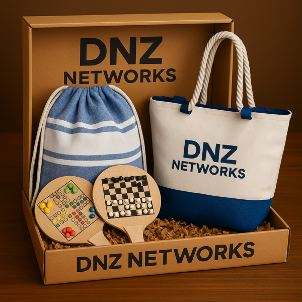 Nachhaltige Sommergeschenkbox für Unternehmen mit Strandtennis-Set, Strandtuch oder Beutel und umweltfreundlicher Strandtasche, individuell bedruckbar im Corporate Design.